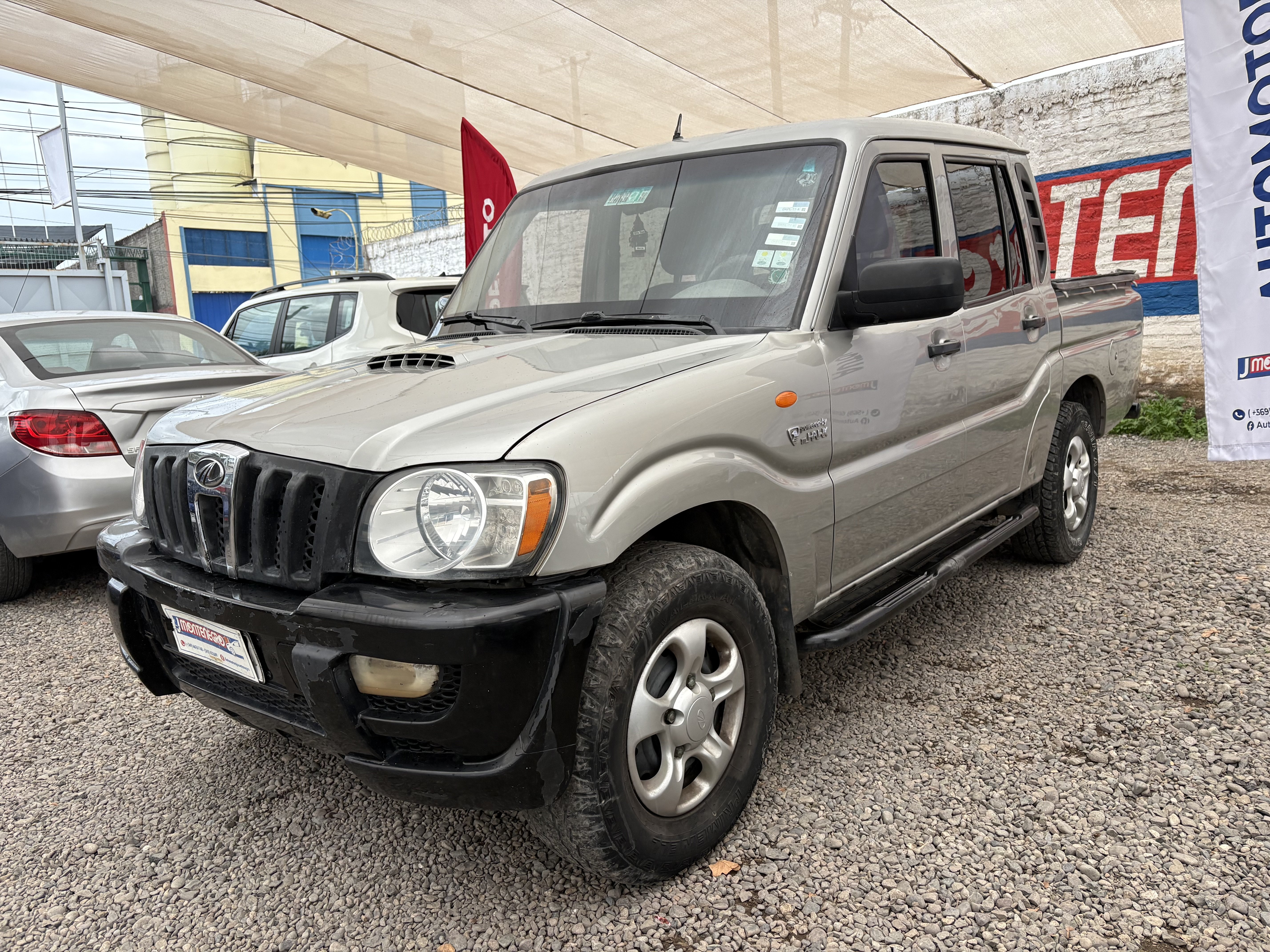 Mahindra Pick Up — foto 13 de 13
